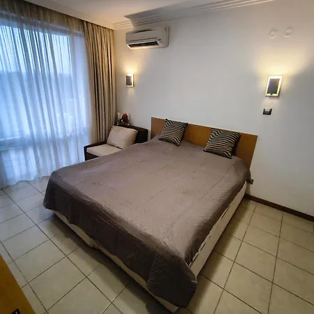 Resort Emerald Wellness & *