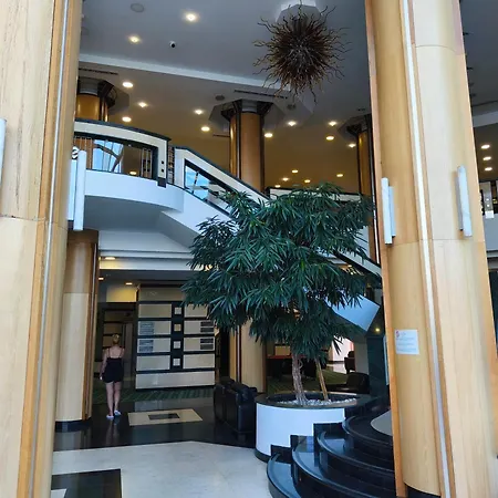 Emerald Wellness & רבדה
