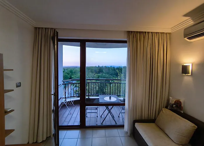 Emerald Wellness & Resort *