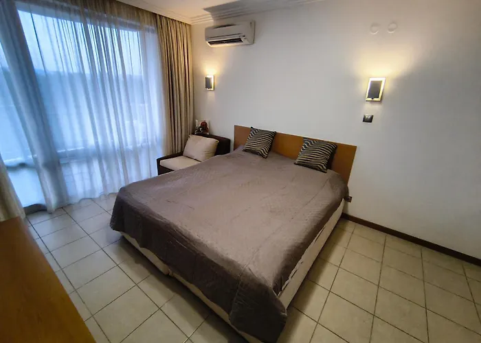 Resort Emerald Wellness & *