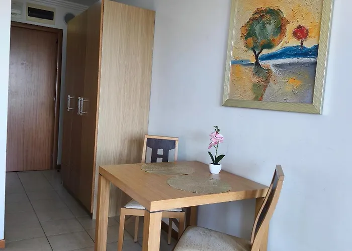 Emerald Wellness & *