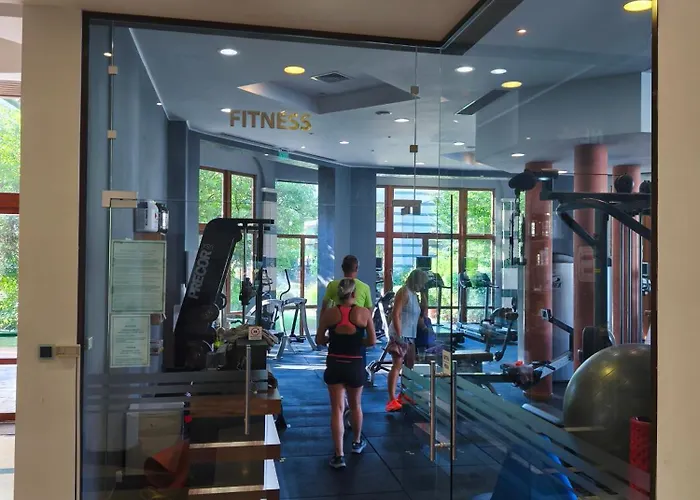 Emerald Wellness & Ravda