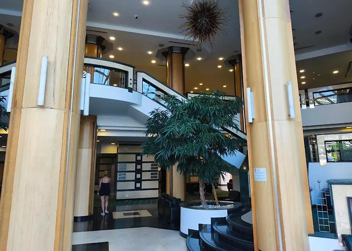 Emerald Wellness & Ravda